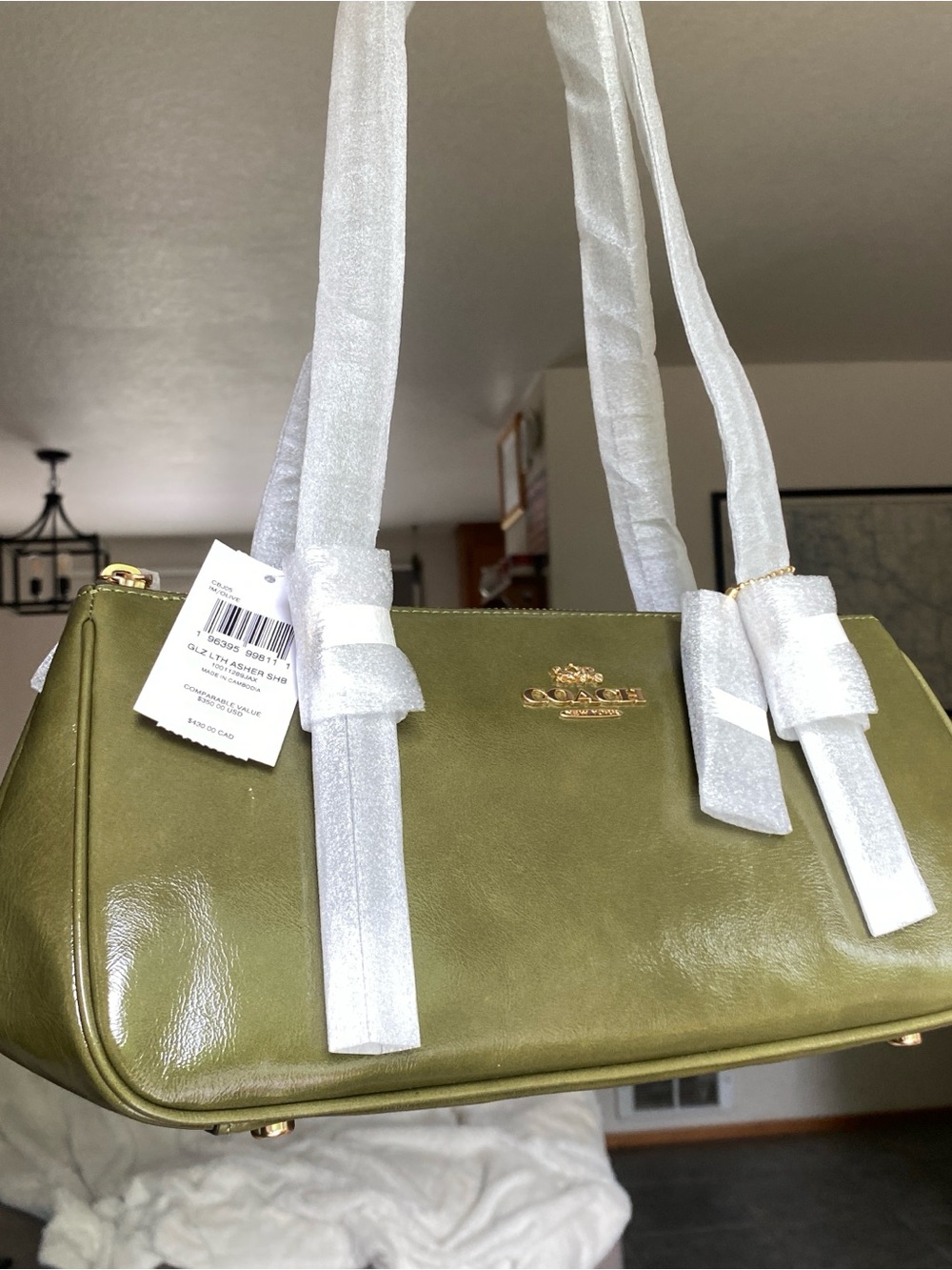COACH Olive Patent Shoulder Bag with Gold Logo - Picture 2 of 11